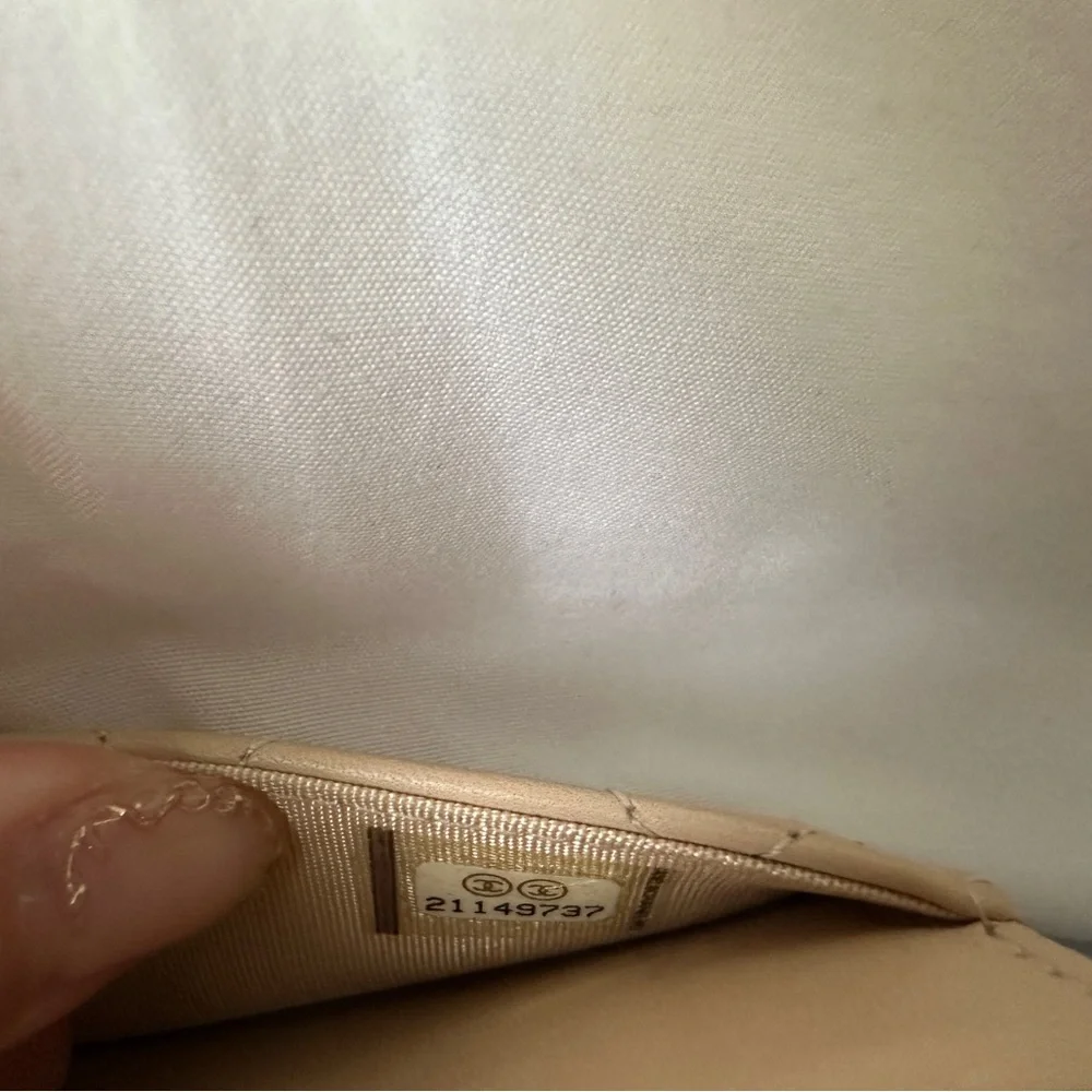 Chanel Boy WoC Wallet on Chain - Beige nude lambskin w/ gold hardware - Picture 8 of 8